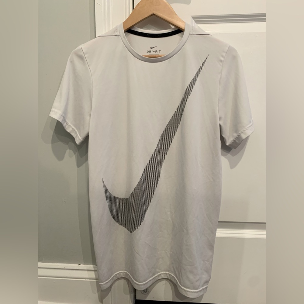 Nike Dri-Fit Performance T-Shirt (White)